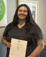 Congratulations to our wonderful team member, Annie, who has just become a fully qualified dental nurse having completed her course in record time! Well done Annie! We are so glad to have you! 🦷 🙌🏽👩🏽‍🎓 #bestteam #amazingstudents #advanceddentalcare #digitaldentistry #hunterstreetdental #greygables_dental